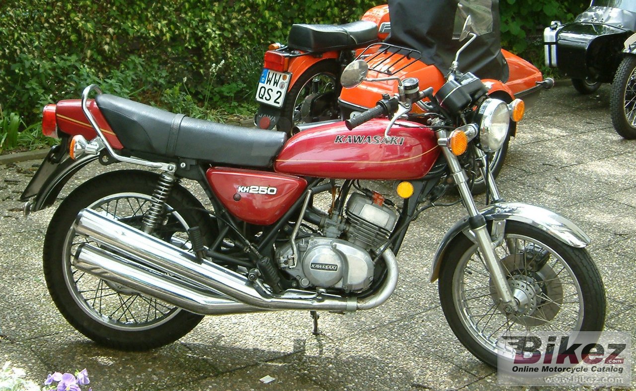 Big  kh 250 picture and wallpaper from Bikez.com